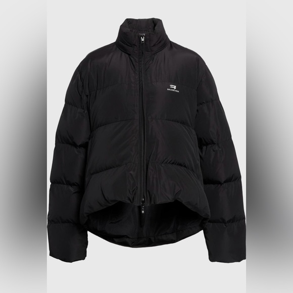 NEW WITH TAGS BALENCIAGA C SHAPED PUFFER Logo Black Sz 34 Curved Hem Jacket - Picture 4 of 14